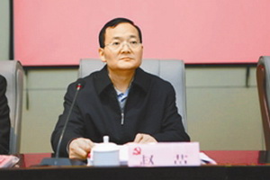 成都市委常委名单揭晓，探索小巷独特风味小店的指南！