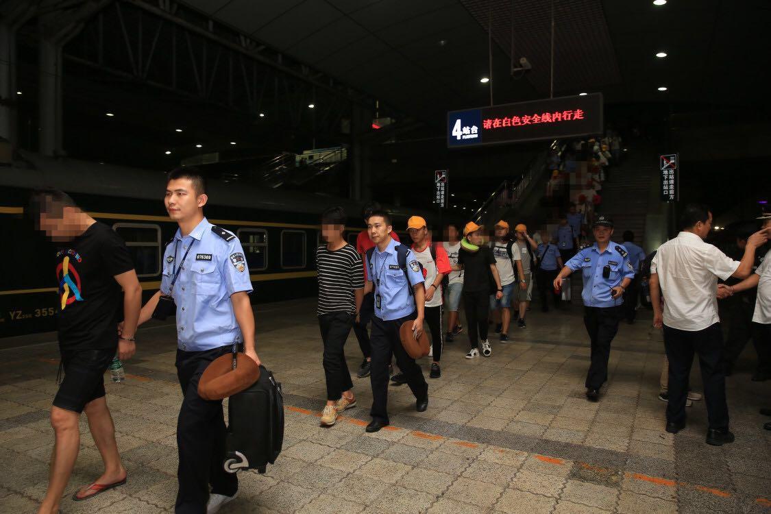 丽水电信宽带最新资费表揭秘，小巷中的网络宝藏探秘之旅